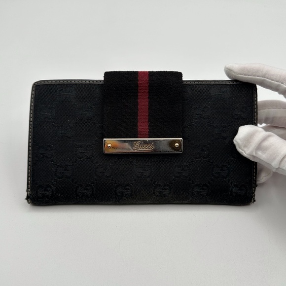 Gucci Sherry Black Monogram Wallet - Picture 1 of 12
